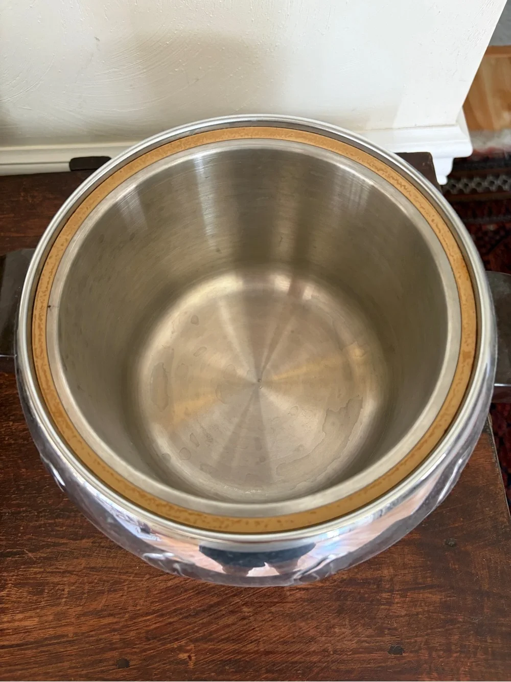 VTG Mid Century West Bend Penguin Hot & Cold